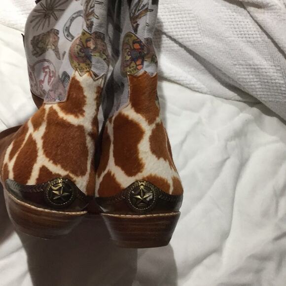 Nicole Miller Stuart Weitzman 8 vintage wester cowgirl graphic print boot euc - Picture 5 of 8